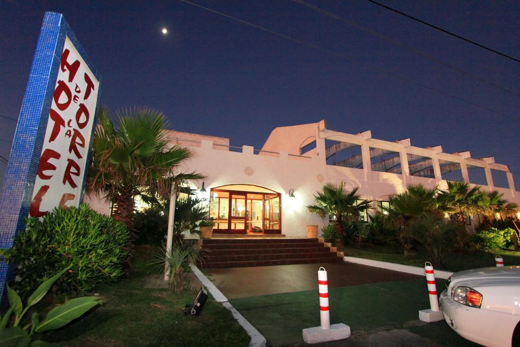 Hotel De La Torre La Paloma Luaran gambar